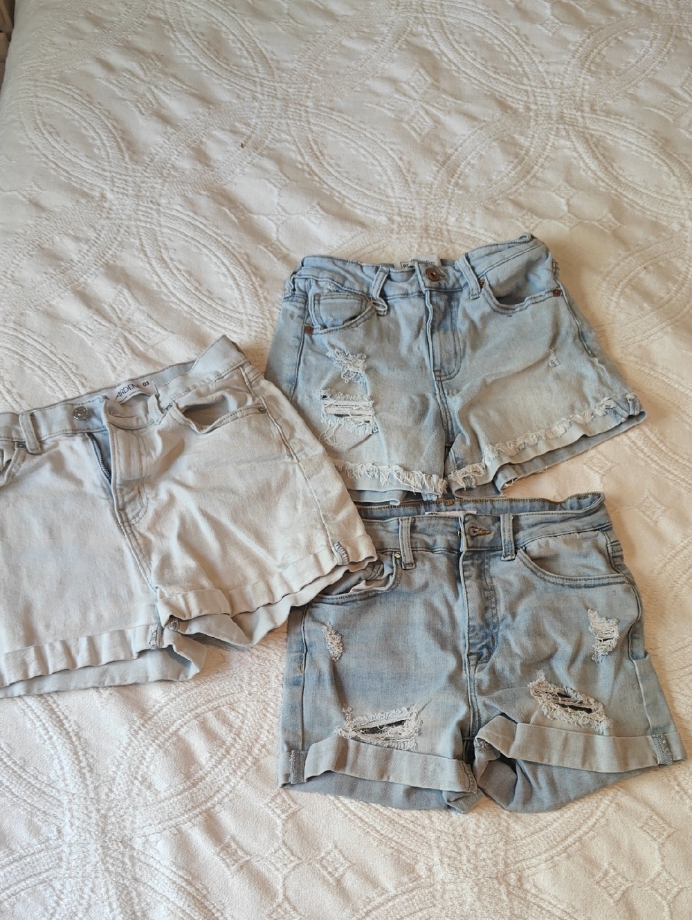 Light Wash Distressed Women's Denim Shorts